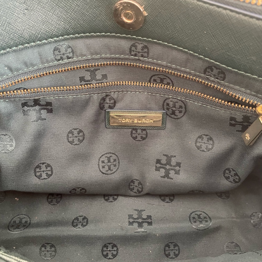 Tory Burch Saffiano Robinson Small Multi Tote - Picture 6 of 16
